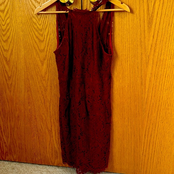 Women’s cocktail dress in wine red - Picture 1 of 3